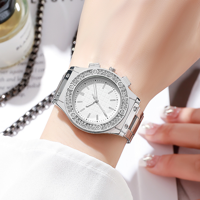 Novo Relógio de Luxo Feminino  - Mens Fashion In 1920 avaliação e preço